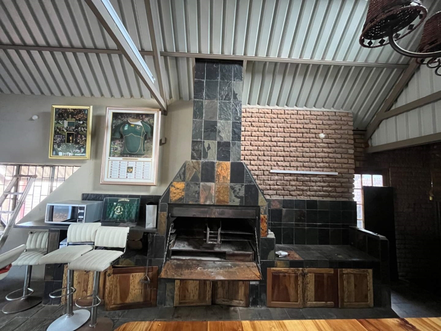 5 Bedroom Property for Sale in Keidebees Northern Cape